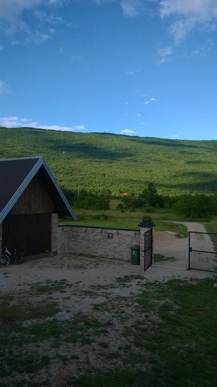 Gacka Valley Licko Lesce Eksteriør bilde